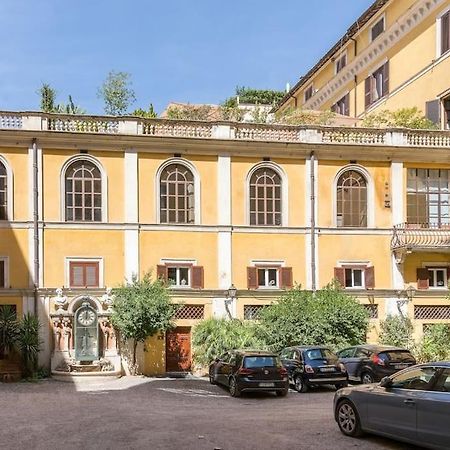 Discover The Pantheon From The Berardi Studio Flat Exterior photo