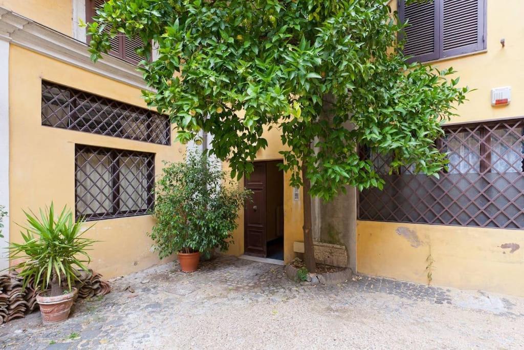 Discover The Pantheon From The Berardi Studio Flat Exterior photo